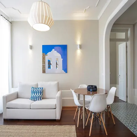 Modern In Porto's Vibrant Heart