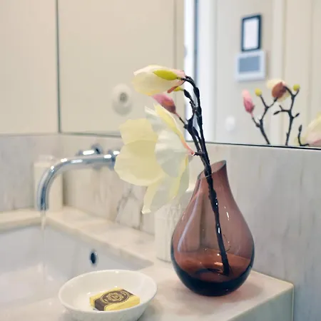 Modern In Porto's Vibrant Heart Apartman Porto