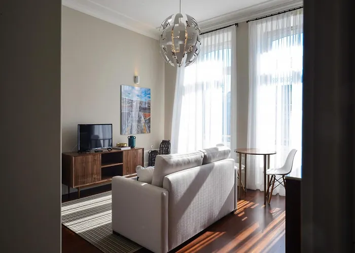 Apartman Modern In Porto's Vibrant Heart *