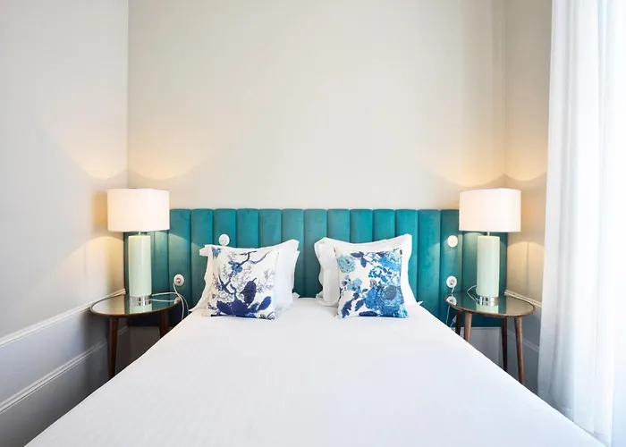 Modern In Porto's Vibrant Heart