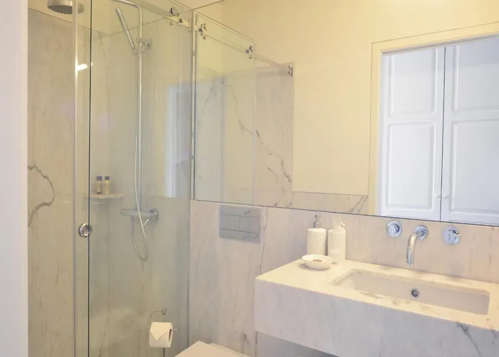 Modern In Porto's Vibrant Heart Apartman *