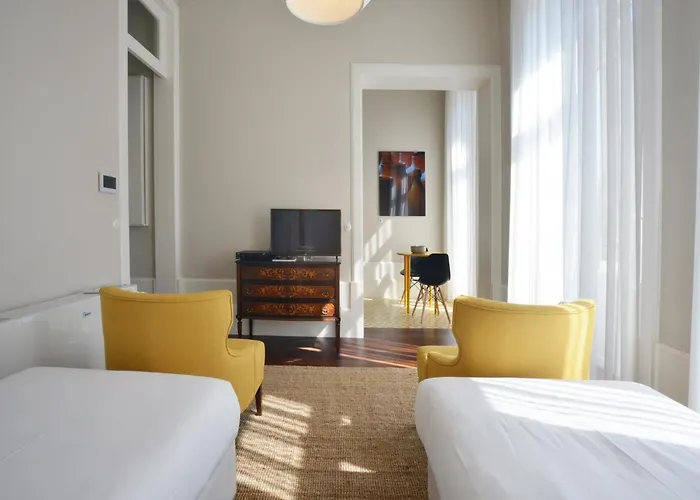 Modern In Porto's Vibrant Heart Apartman Porto