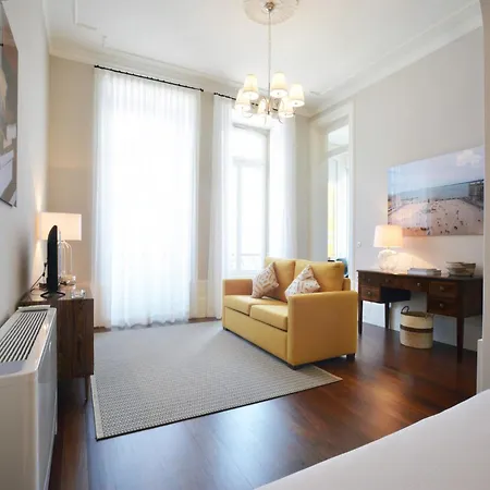 Modern In Porto's Vibrant Heart Apartament Porto