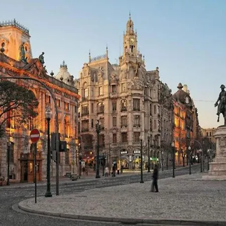 Apartament Modern In Porto's Vibrant Heart Porto