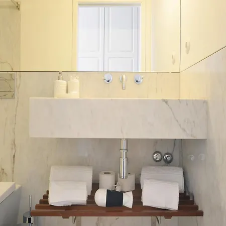 Apartament Modern In Porto's Vibrant Heart