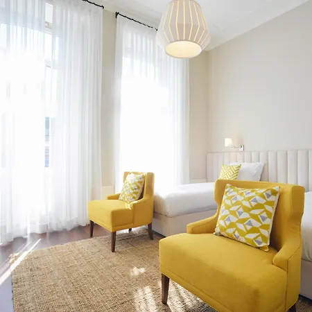 Modern In Porto's Vibrant Heart Apartament