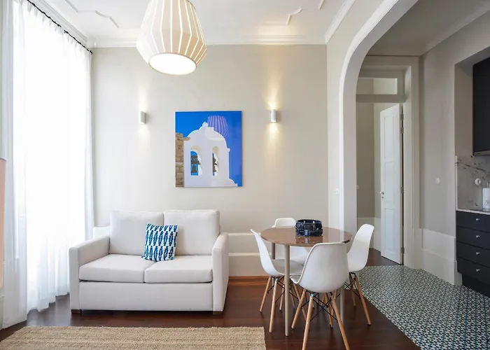 Modern In Porto's Vibrant Heart