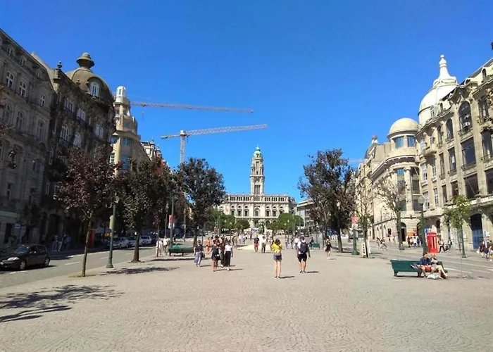 Modern In Porto's Vibrant Heart * Oporto