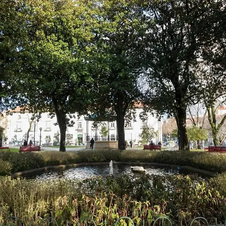 Modern In Porto's Vibrant Heart * Porto