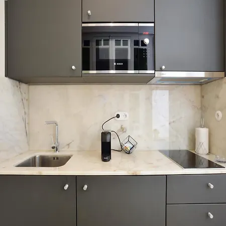 Modern In Porto's Vibrant Heart * Porto