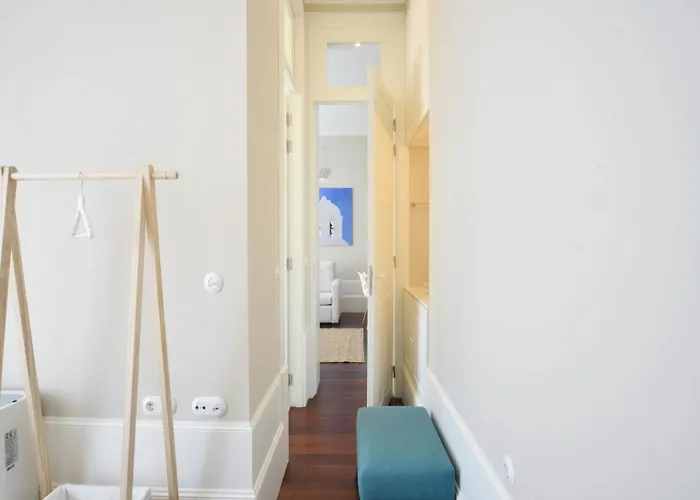 Modern In Porto's Vibrant Heart Apartament *