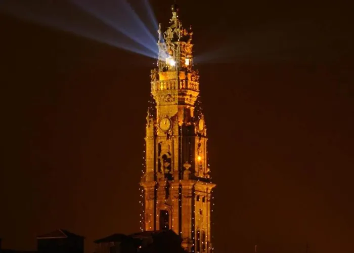 Modern In Porto's Vibrant Heart *