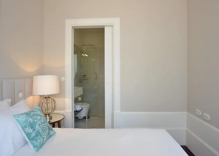 Modern In Porto's Vibrant Heart Porto