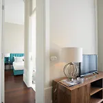 Modern In Porto's Vibrant Heart Apartman Porto