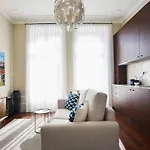 Modern In Porto's Vibrant Heart Apartman *