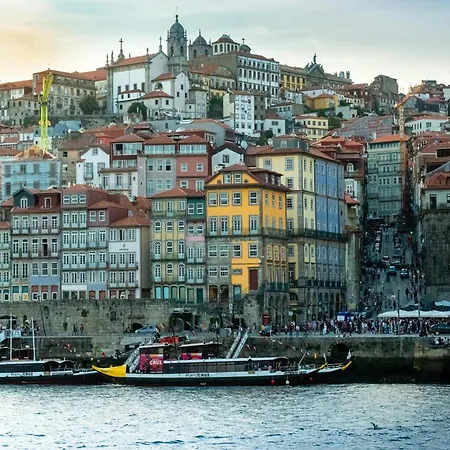 Apartamento Modern In Porto's Vibrant Heart *